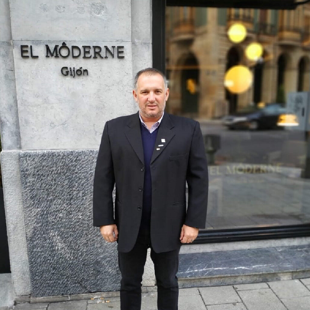 Leonardo Caffaratta Web 01